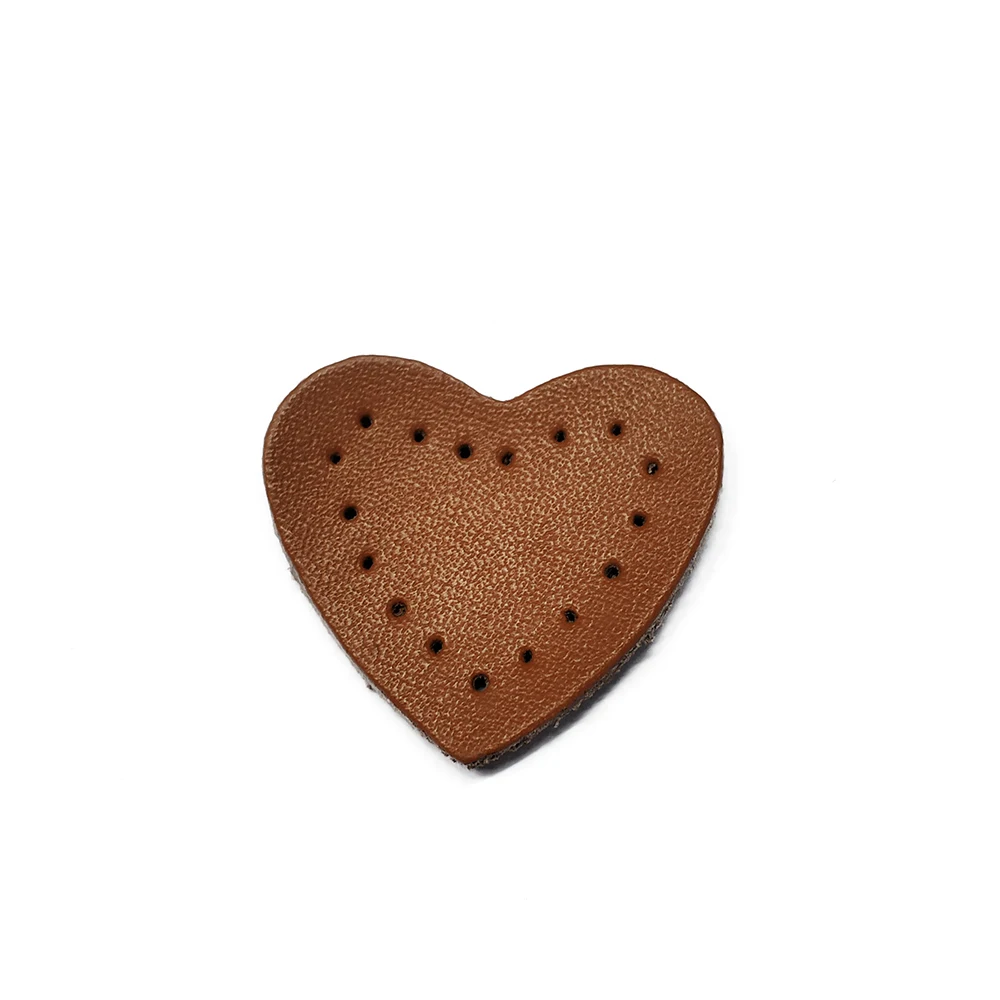 Genuine Leather 3.8*3.2cm Patch DIY Soft Bear Sheet for Cardigan Clothes Bag Handbag Sewing Heart Decorate Accessories