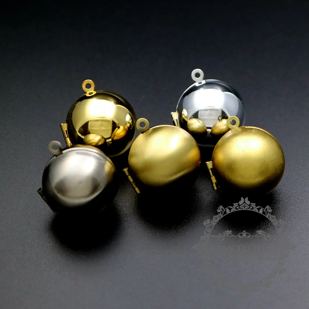 

20mm round silver,bronze,gold,antiqued silver,raw brass ball photo locket pendant charm 1111053