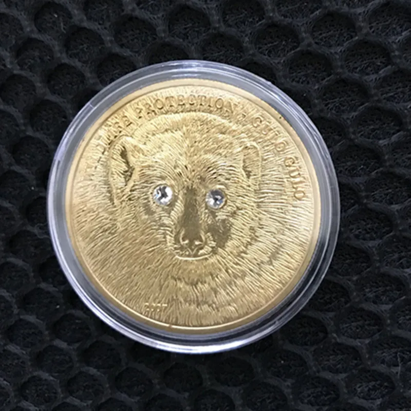 10 pcs The Bear Mongolia wild life animal coin with diamond eyes 24K gold plated badge 40 mm souvenir decoration coin