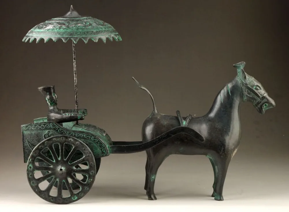 Elaborate Chinese Vintage Collection Handmade Old Bronze Vivid Unique Horsedrawn Wagons Statue