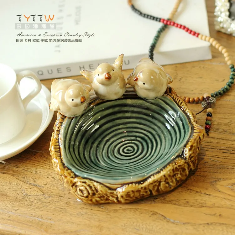 2015 NEW High quality Pastoral style three lovely bird color ceramic ashtray, ashtray ornaments,  Home Furnishing ornaments