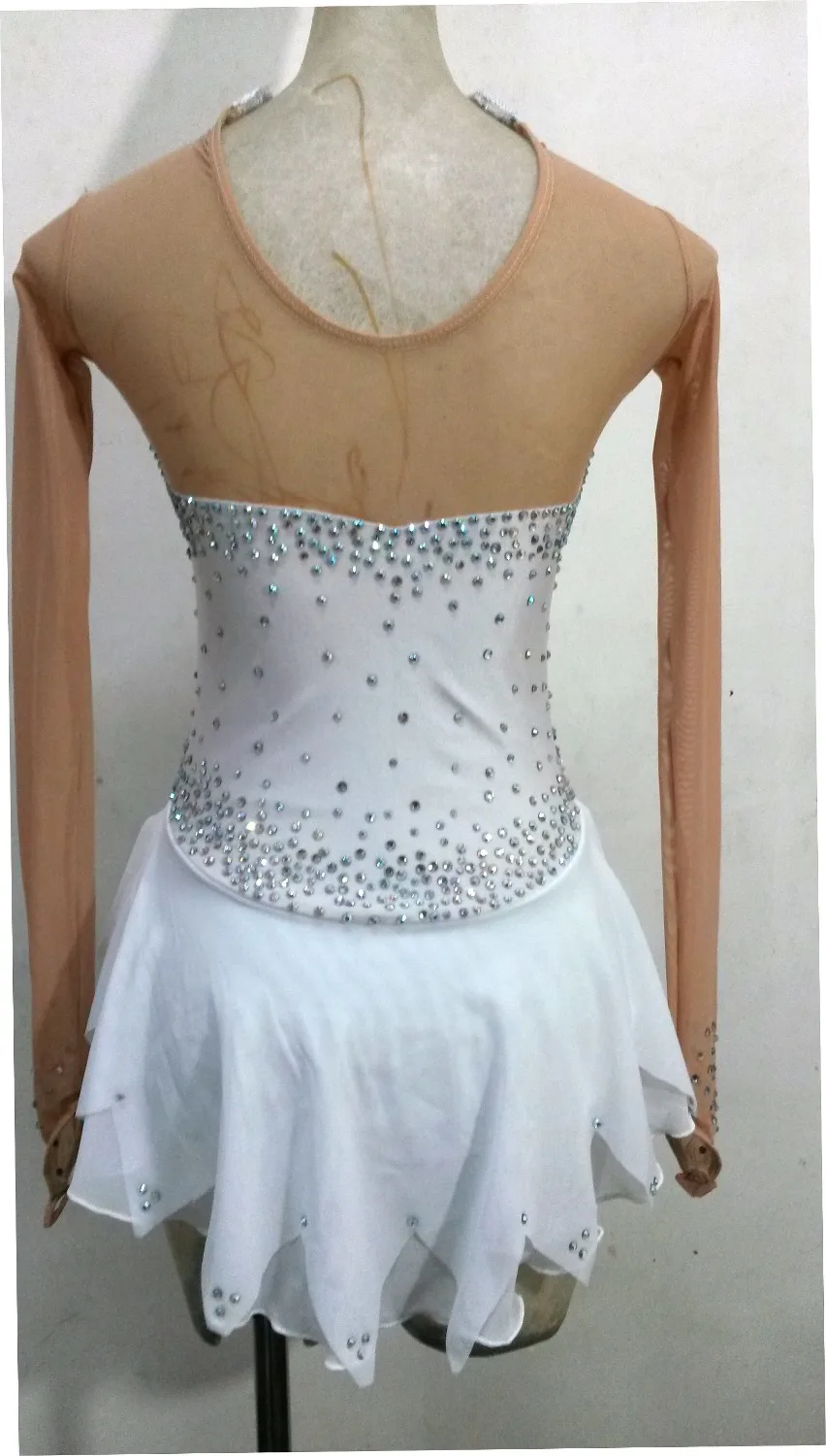 2016 Girls Figure Skating Dresses Fashion New Brand Vogue Figure Skating Competition Dress Customized  DR3135