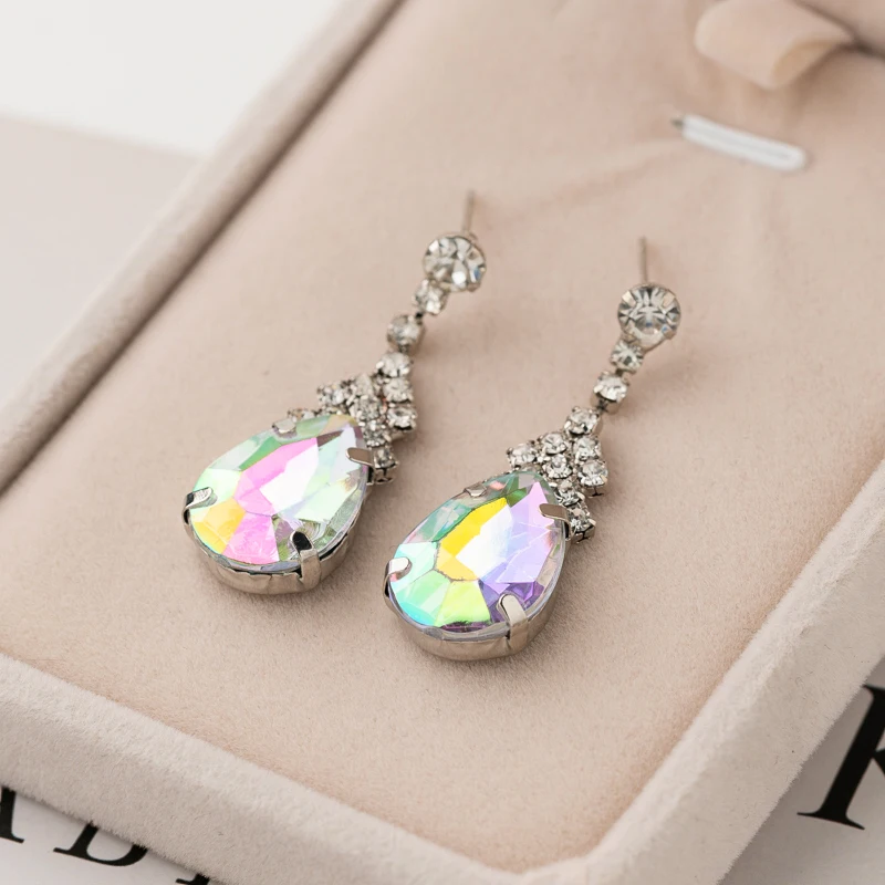 YFJEWE Fashion Colorful Shiny Rhinestone Water Drop Earrings for Women Elegant Dangle Earrings Jewelry Christmas Gifts E038