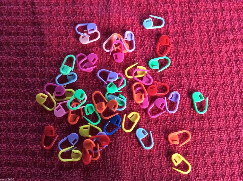 500PCS 11 COLORS  Quality Stitch markers holders plastic locking crochet knitting Size 22mm FREE POSTAGE