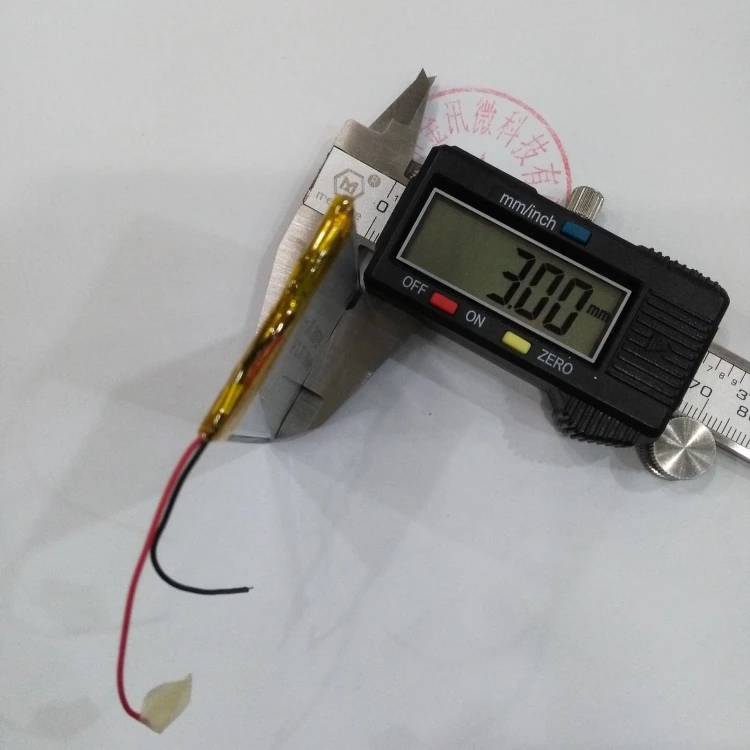 3.7 v batteria al litio polimeri di 303759 registratore dati di viaggio navigatore GPS 700 mah ricaricabile