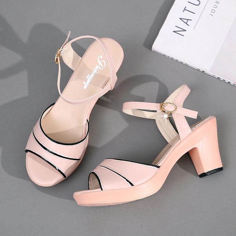 Peep Toe Summer High Heels Women Sandals Wild Word Buckle Female Platform Beach Sandals Ankle Strap Women Sandals