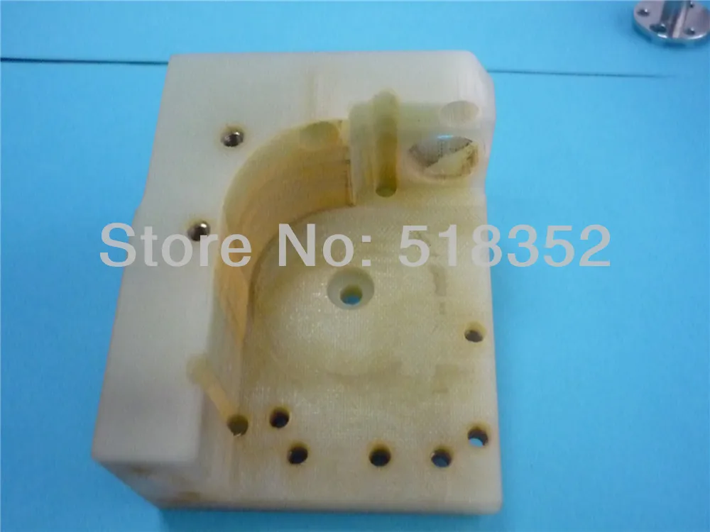 

A290-8110-Y761 Fanuc F310 Isolation Plate Lower for WEDM-LS Wire Cutting Machine Parts