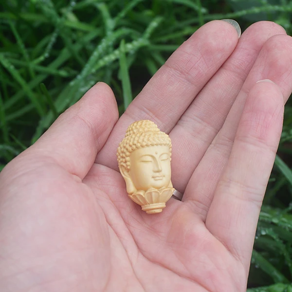 

Natural Boxwood Beads Carved Boddha Lotus Yellow Pendant Tiny Charms Mala Japa Beads Bracelet Jewellry Findings DIY Accessories