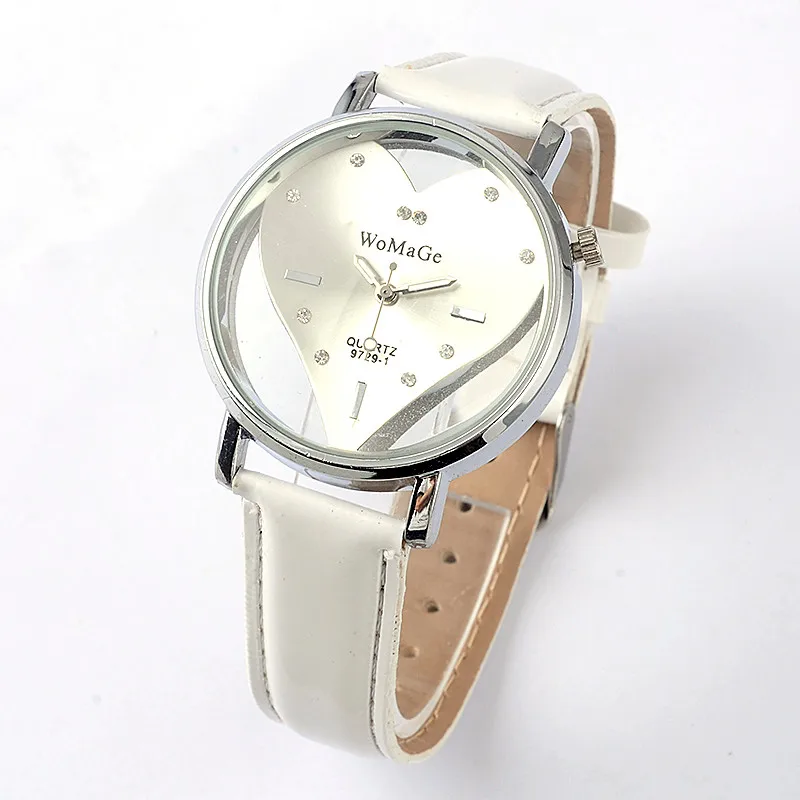 Women Vogue Watch Feminino Relogio Fashion Exquisite Peach Heart Design Watches Casual Leather Quartz WristWatch Female Relojes