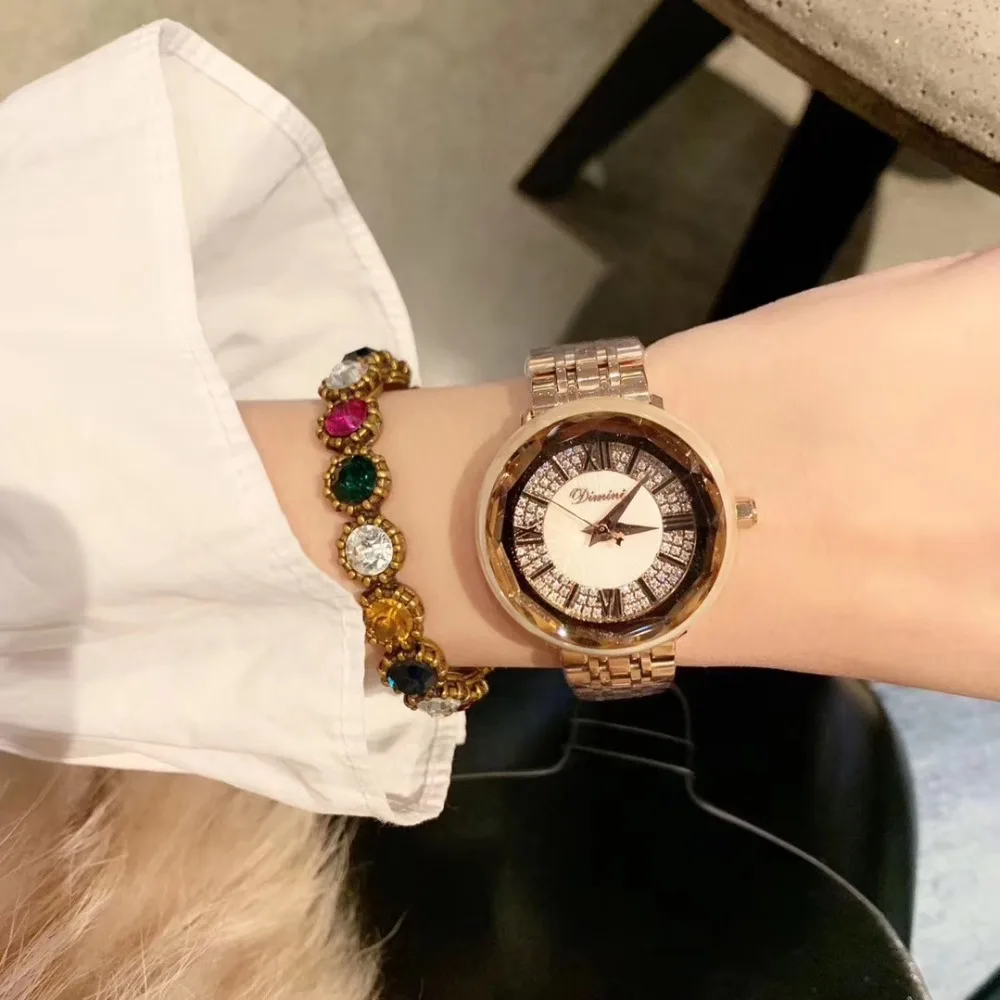 Fashion Sexy Leopard Plastic Frame Perfect Round Watches for Women Steel Bracelet Watch Quartz Crystals Wrist watc Roman Montre