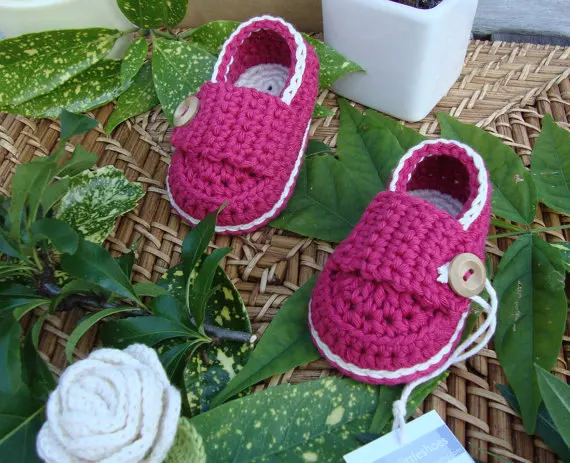 100% cotton Newborn Crochet Soft Crib Shoes Baby Casual Shoes girls Prewalkers 9cm,11cm,13cm Baby girls shoes -Mei red and white