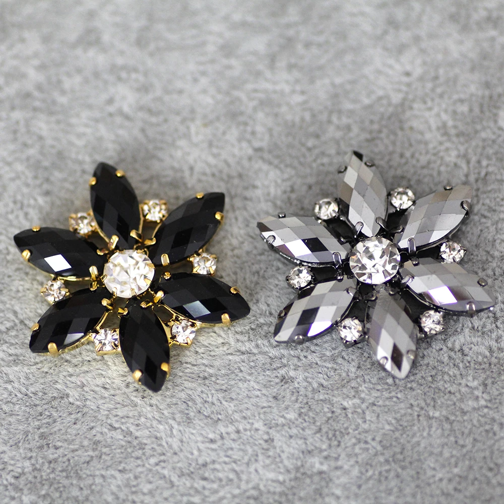 2pcs 35mm black Flower Shape Sew On Rhinestone With Claw Setting Gold Back Fancy Stone With Metal Claw For clothing decoration