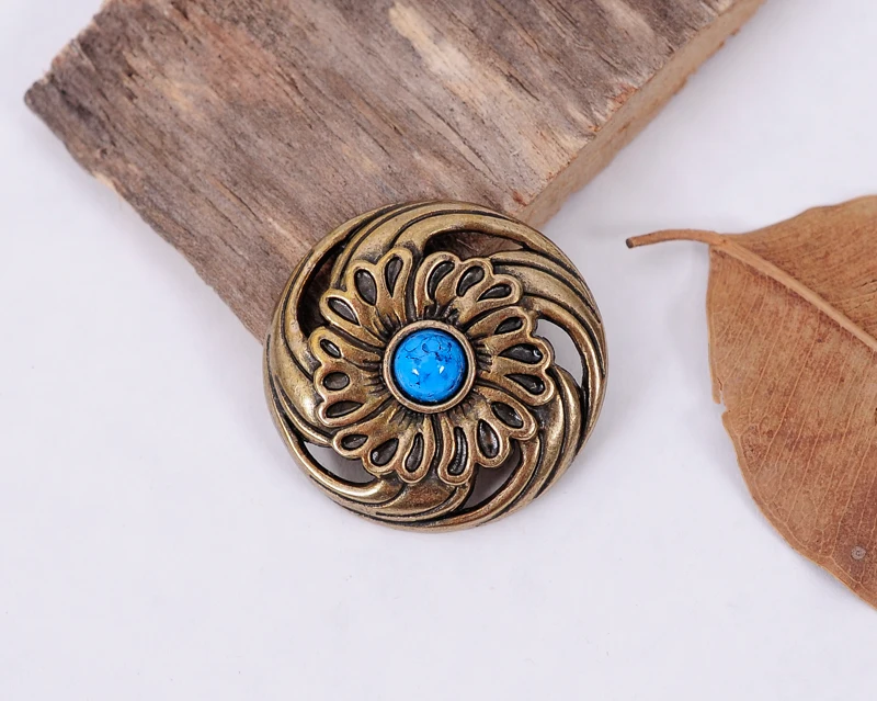 10PC 28MM Tribal FLOWER WHIRLWIND BLUE TURQUOISE BRASS LEATHERCRAFT WALLET CONCHOS