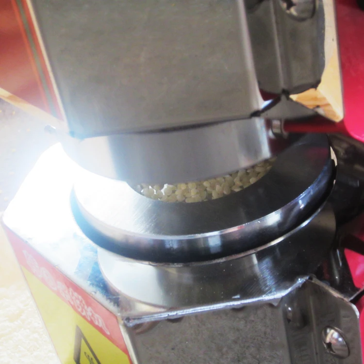 آلة كعكة الأرز الكورية آلة صنع البوب الأرز قابل للتعديل حجم كعكة الأرز رائع اللون طعم جيد كعكة الأرز الحلو والهش