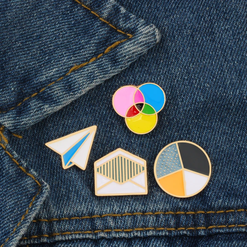 New Creative Cartoon Envelope Paper Airplane Rabbit Three-color Round Metal Enamel Brooch Jewelry Kid Gifts Denim Jackets Badge