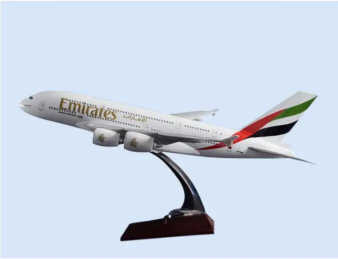 

45cm Resin A380 Emirates/Qantas Air /Star Alliance/United Arab Emirates/Australia Airlines Airplane Model Aircraft Model Gift