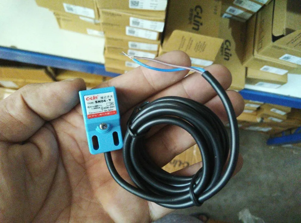 Brand new original authentic C-Lin SN04-Y AC two-wire normally open type angle column type inductive proximity switch