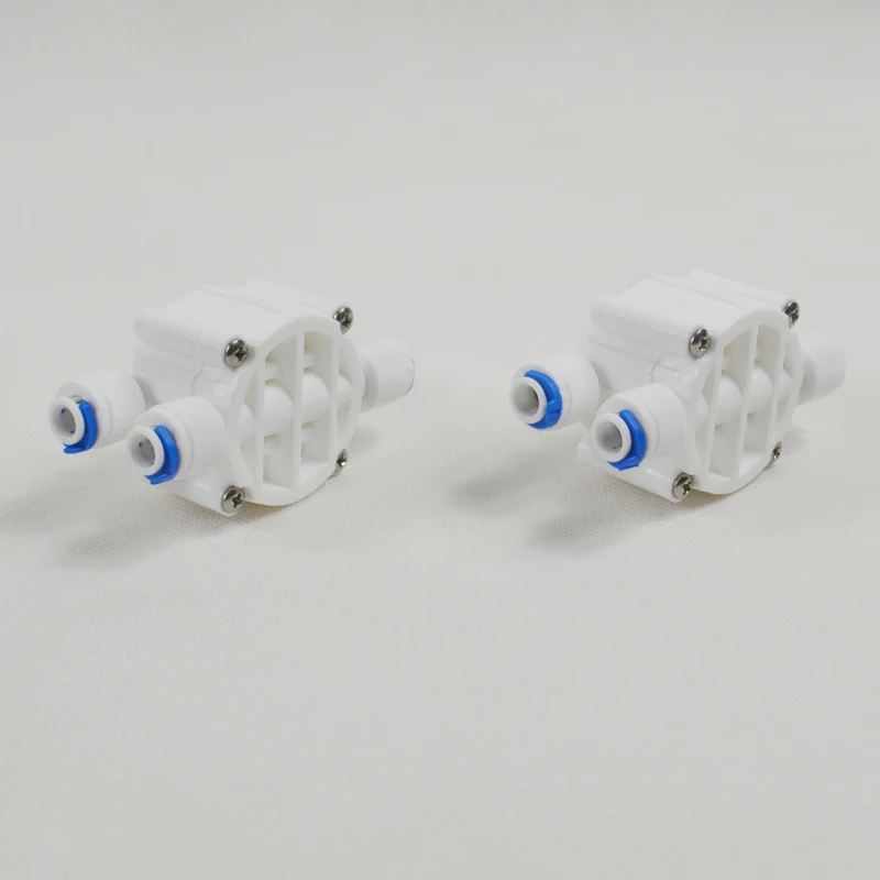 Adaptador de cuatro vías de 1/4 "OD, válvula de cierre automático para filtros de agua y sistemas de ósmosis inversa RO, paquete de 2
