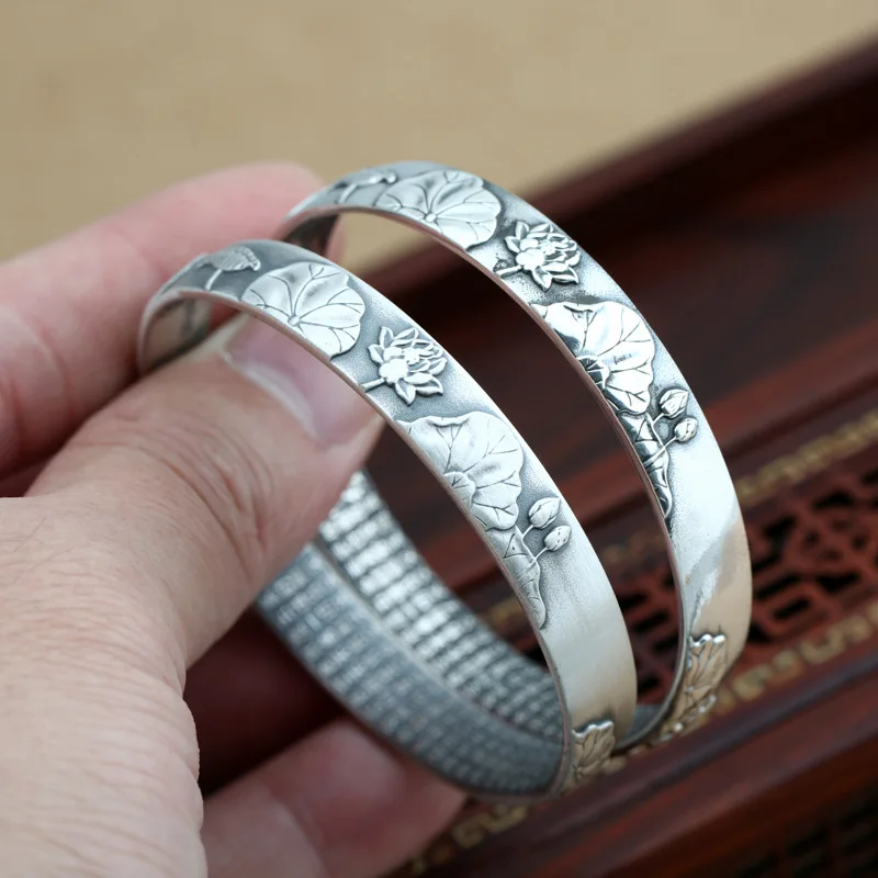 

Wholesale S999 Sterling Silver Jewelry Retro Thai Silver Lotus Heart Sutra Simple Frosted Face Open Ended Women Bangle