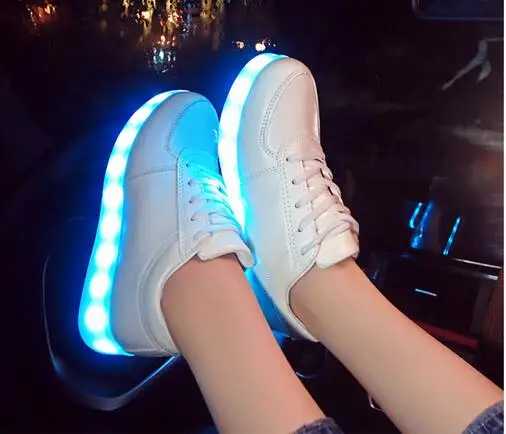 Led luminous Shoes For Boys girls Fashion Light Up Casual kids 7 Colors Outdoor new simulation sole Glowing children sneaker