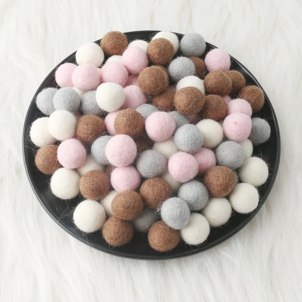 Colorful Felt Craft Balls — product detail 3