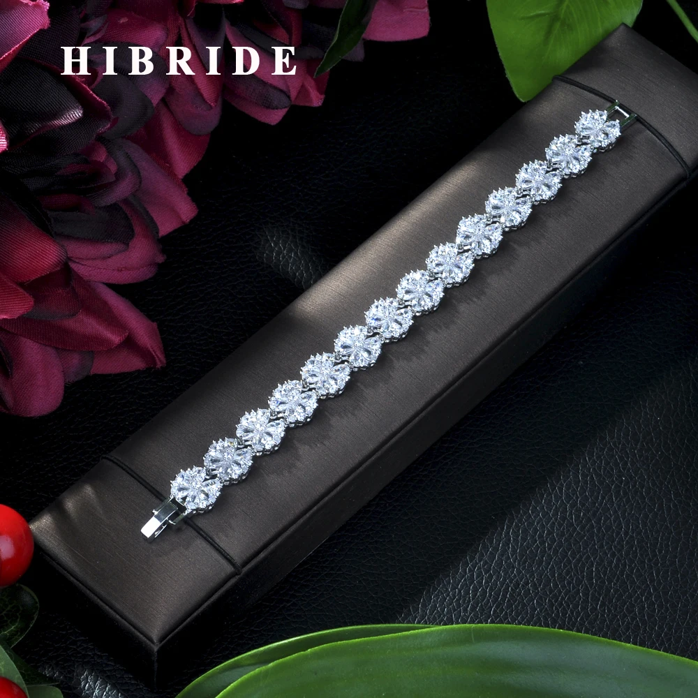 

Fashion Jewelry Women Cubic Zirconia Bracelets White Gold Color Charm Bracelets For Women Wedding Gifts HIBRIDE B-71