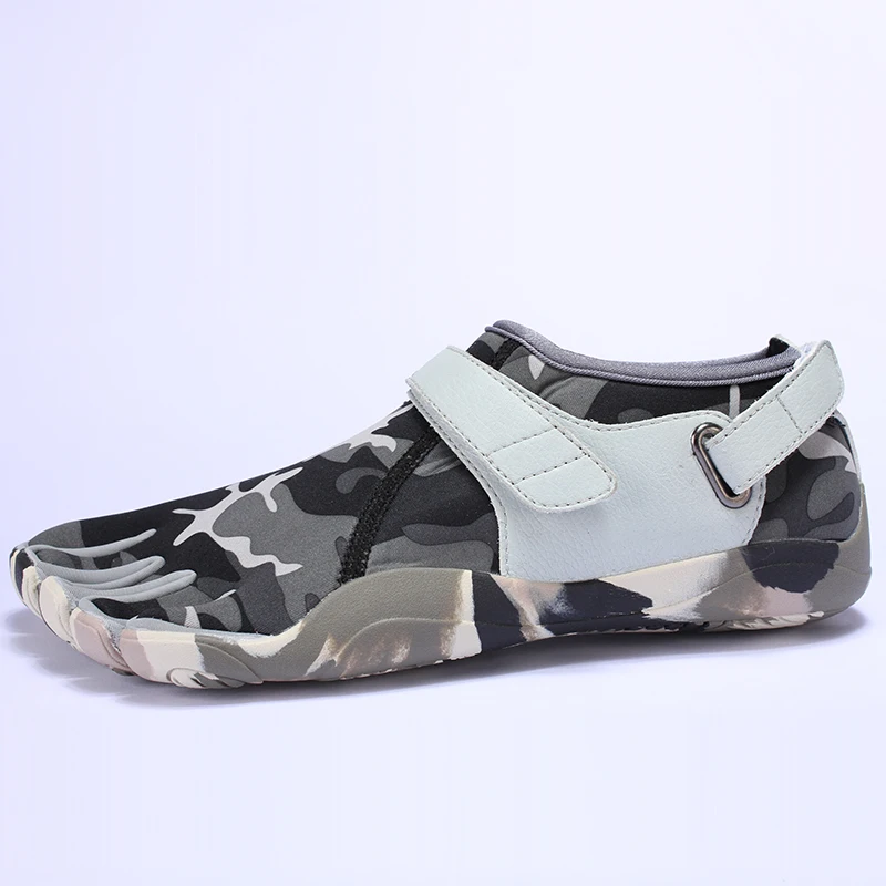 Yas Bae Camouflage Big Size Design Rubber with Five Fingers Outdoor Resistant Breathable Light Weight sneaker shoes for Men