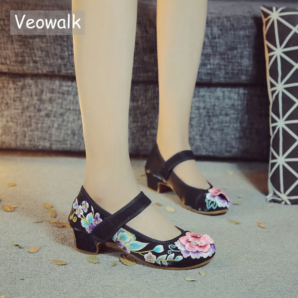 Veowalk Vintage Floral Embroidered Women Low Block Heels Canvas Shoes Mary Jane Buckles Elegant Ladies Comfort Denim pump Shoes