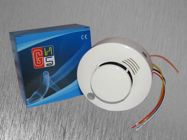 2 Stuks Ce Optische Rookmelder Sensor Wired Rookmelder Fire Alarm Voor Veiligheid Auto Dial Alarmsysteem Voor Gratis verzending