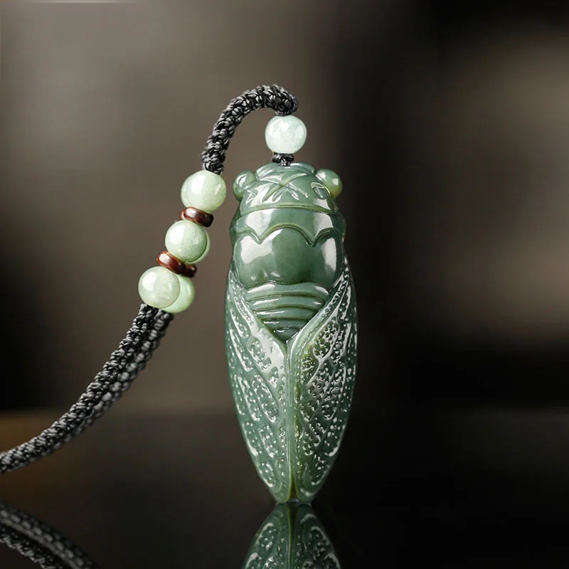 Handwork Natural Dark Green HeTian Jade Carved Cicada Lucky Amulet Pendant Fine Jewelry