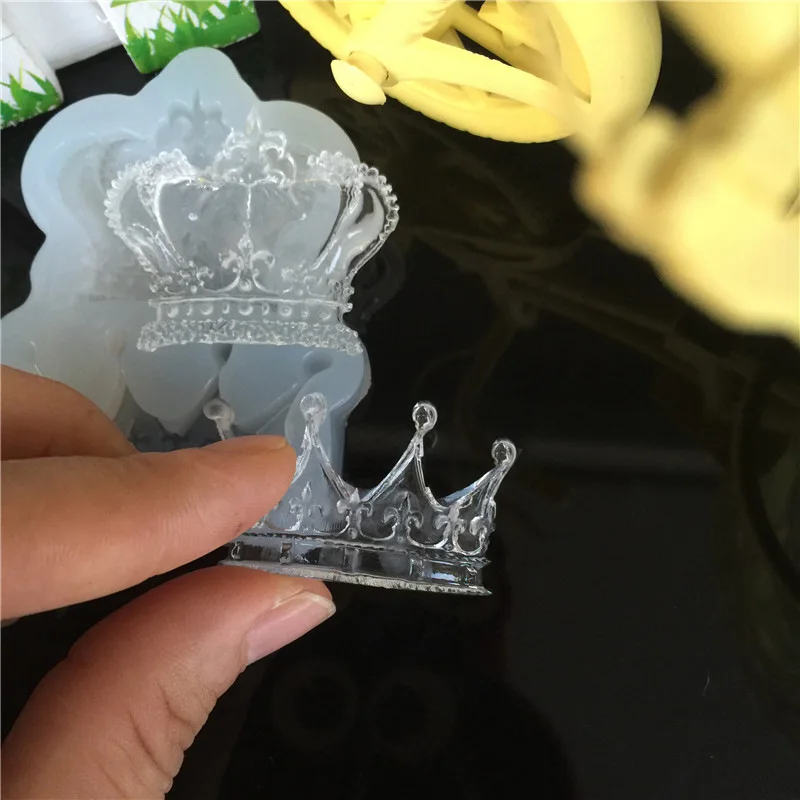 1pcs UV Resin Jewelry Liquid Silicone Mold Queen's Crown Shape Resin Charms Molds For DIY Intersperse Decorate Making Jewelry