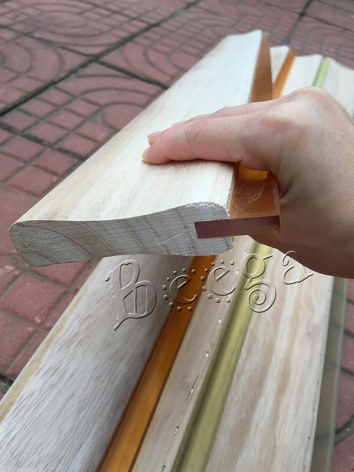 Silk Wooden Handle 75 Duro Oliness  One Piece 45cm/18\