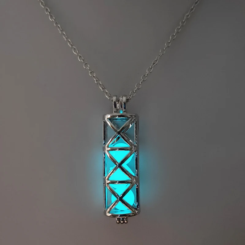 2019 New Hot Hollow Luminous Sand Necklace Gifts Cylinder Glowing Necklace Gem Charm Jewelry Silver Plated Women Man