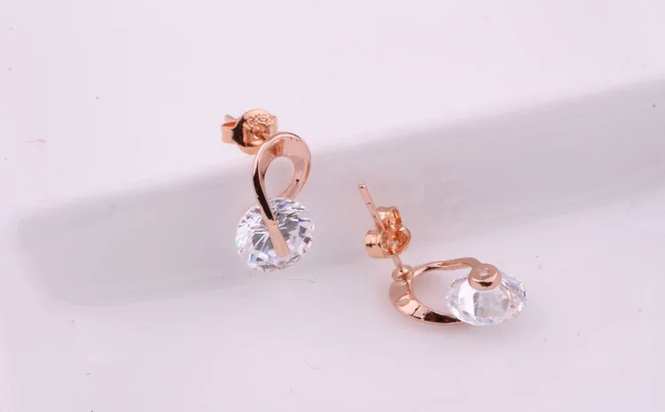 2020 High-quality New Fashion Earrings 9-shaped Crystal Rotation Female Earrings Manufacturers Wholesale Earrings