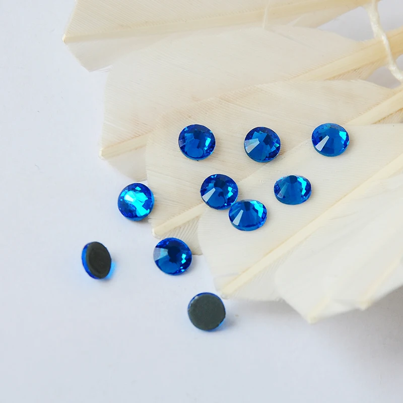 Capri Blaue Kristall-Diamant Hotfix Strass Bügelsteine Top Bling Steine für Kleidungsstücke, Kleider und Dekorationen – Detail 4