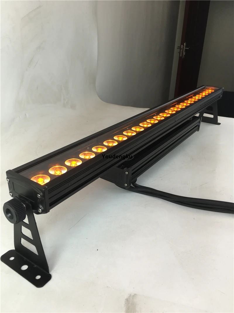 

2 pieces Auto Running IP65 Outdoor waterproof 24*15w RGBWA 5in1 Wall Washer Linear Bar Facade Lighting