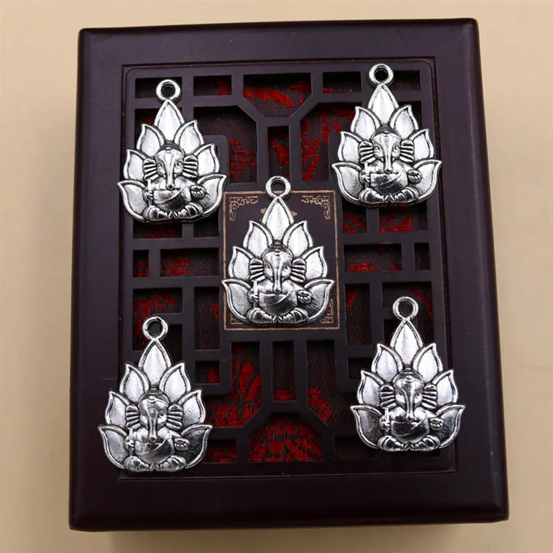 8pcs Silver Color Lotus Seat God Ganesha Pendant DIY Charm Buddhist Necklace Bracelet Jewelry Carfts Making 25*18mm A1897