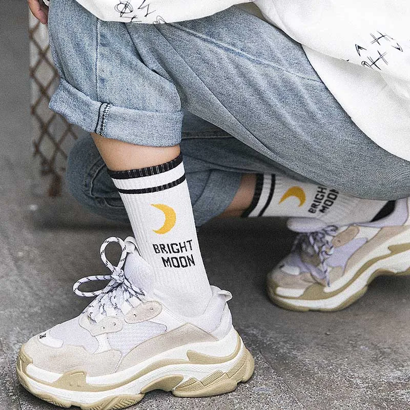 Bright Korean Moon Cotton Socks Harajuku English Letter Sock Woman Socks Fun Hip Hop Skateboard Crew Sokken