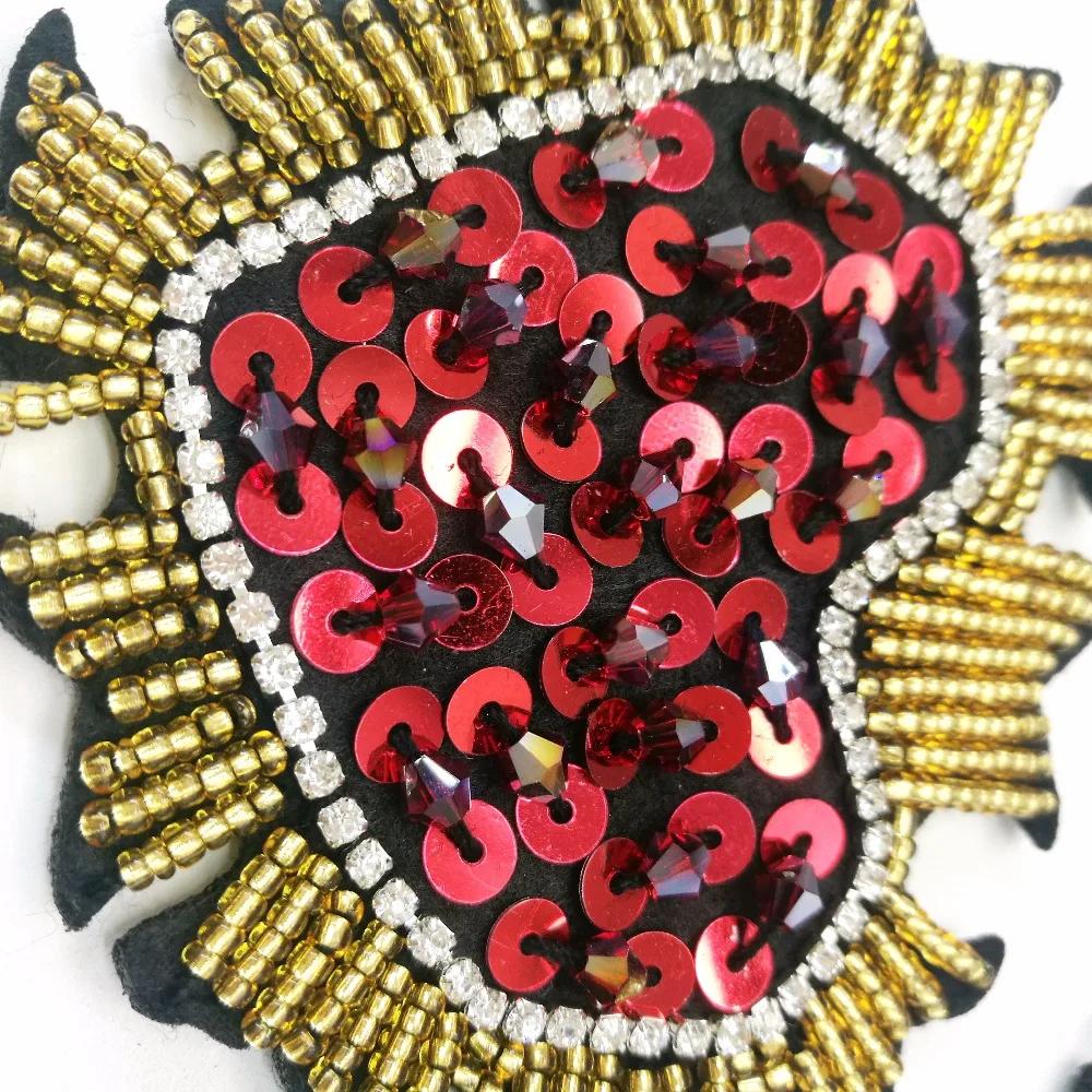 3D Handmade Rhinestone beaded Patches HEART Sew on sequin Crystal patch for clothing beading Applique cute patch