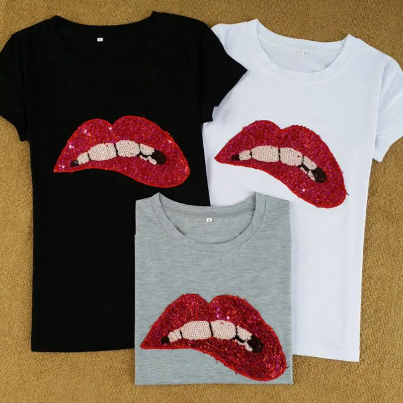 Camiseta de manga corta con cuello redondo y labios de lentejuelas para mujer, ropa nueva