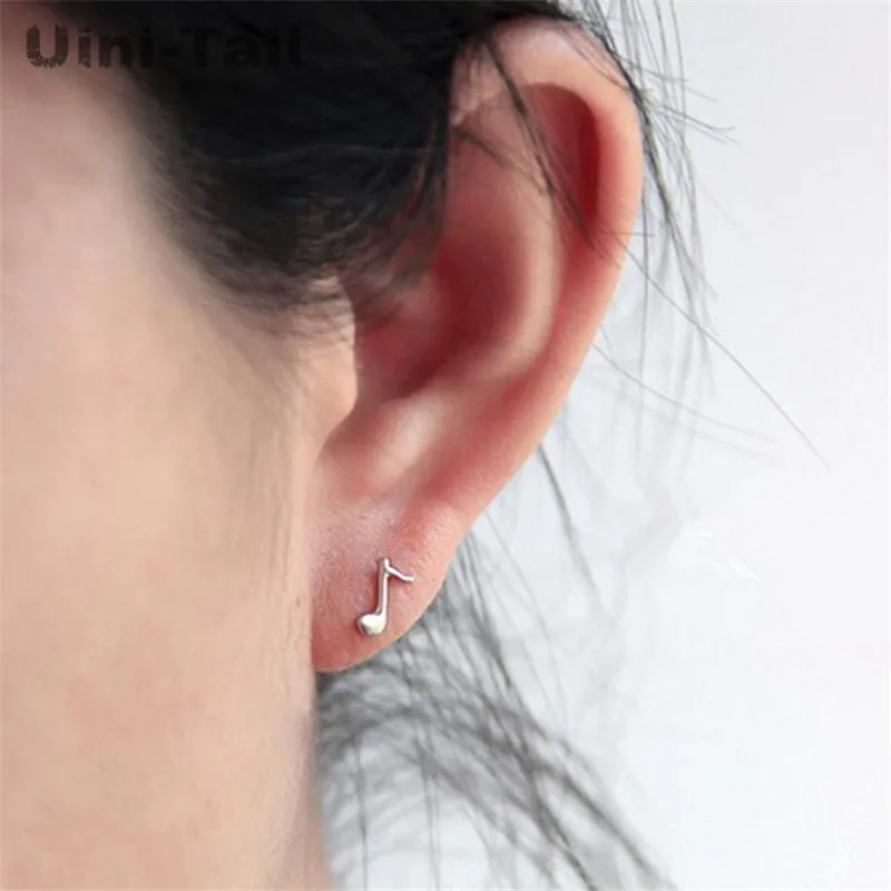 Uini-Tail Hot Music Elf 925 Tibetan silver cute note earrings Korean version of allergy-free pure silver ear jewelry ED116