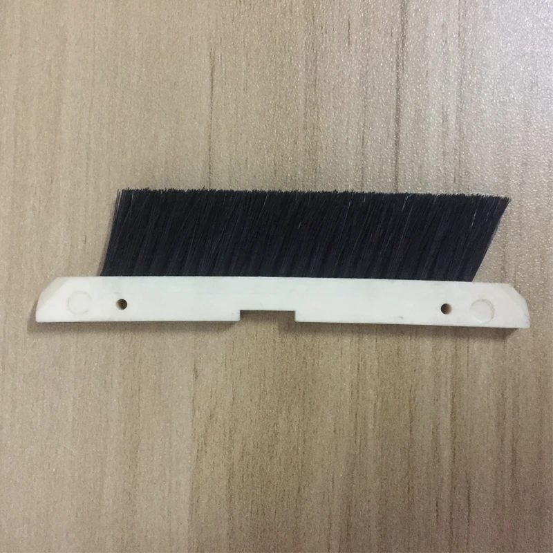 2pcs Clearing Brush Spare Parts for Silver Reed Knitting Machine 4.5/3.6mm SK210 SK218 SK280 360 SK840 F270 370