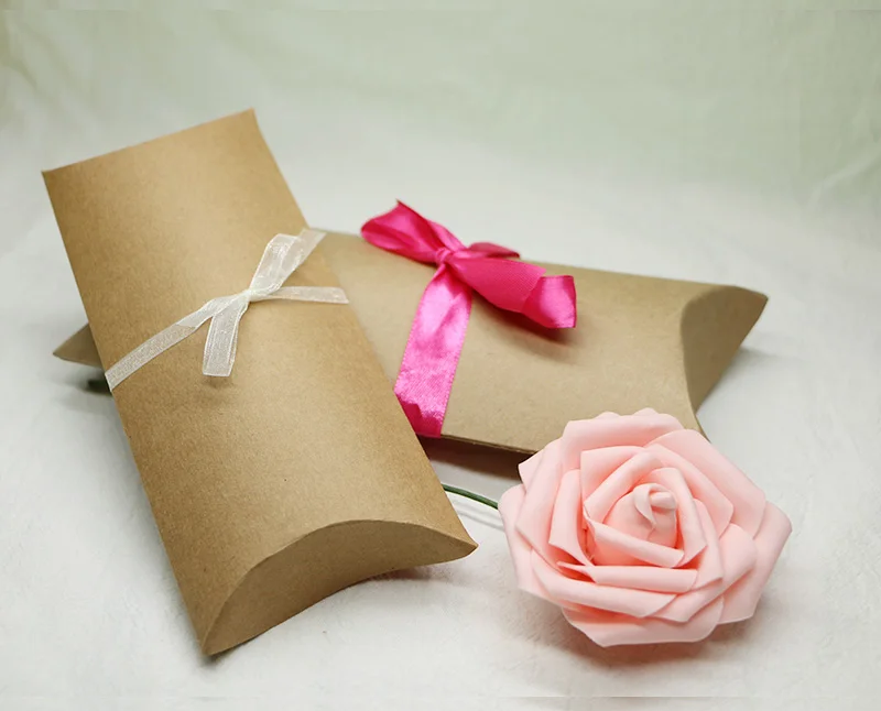 30Pcs 200x100x40mm Kraft Carboard Gift Paper Box For Gift/Kraft Pillow Packaging Paper Box,Scarf Packaging Pillow Carcoard Box