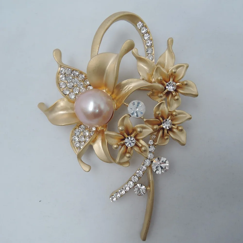 

100% nature freshwater pearl brooch -very fashion high quality