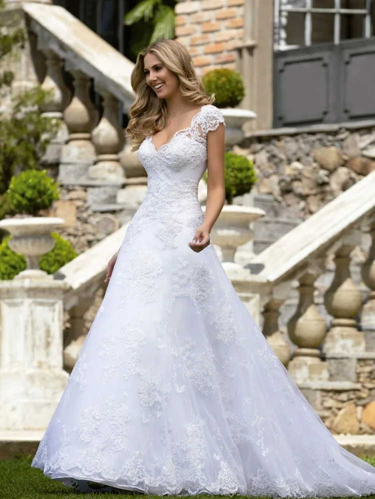 2020 hochzeit Kleider V-ausschnitt Kurzarm Spitze Appliques Brautkleider Nach Maß Backless Sweep Zug A-Line Hochzeit Kleid