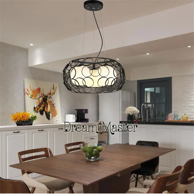 

Restaurant chandelier creative personality dining room lights Nordic dining room lights three modern simple aisle bar meal hangi