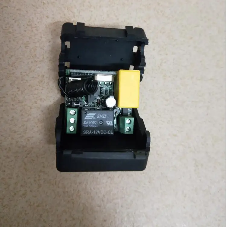 433mhz  RF  mini  Wireless Remote Control  AC 220 V  1 ch   1* receiver+1*transmitter  power  on and  off image 4