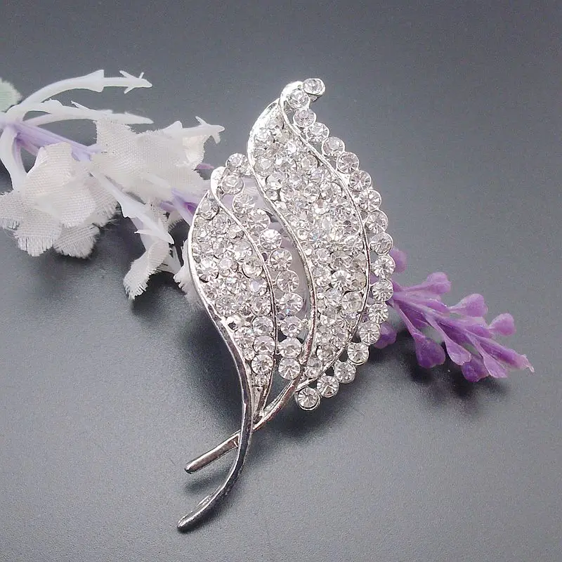 TANGTANG Unique Leaves Brooch Fashion Twinkling Exquisite Feather Rhinestone Crystal Leaf Brooches For Women, Item No.: BH7367