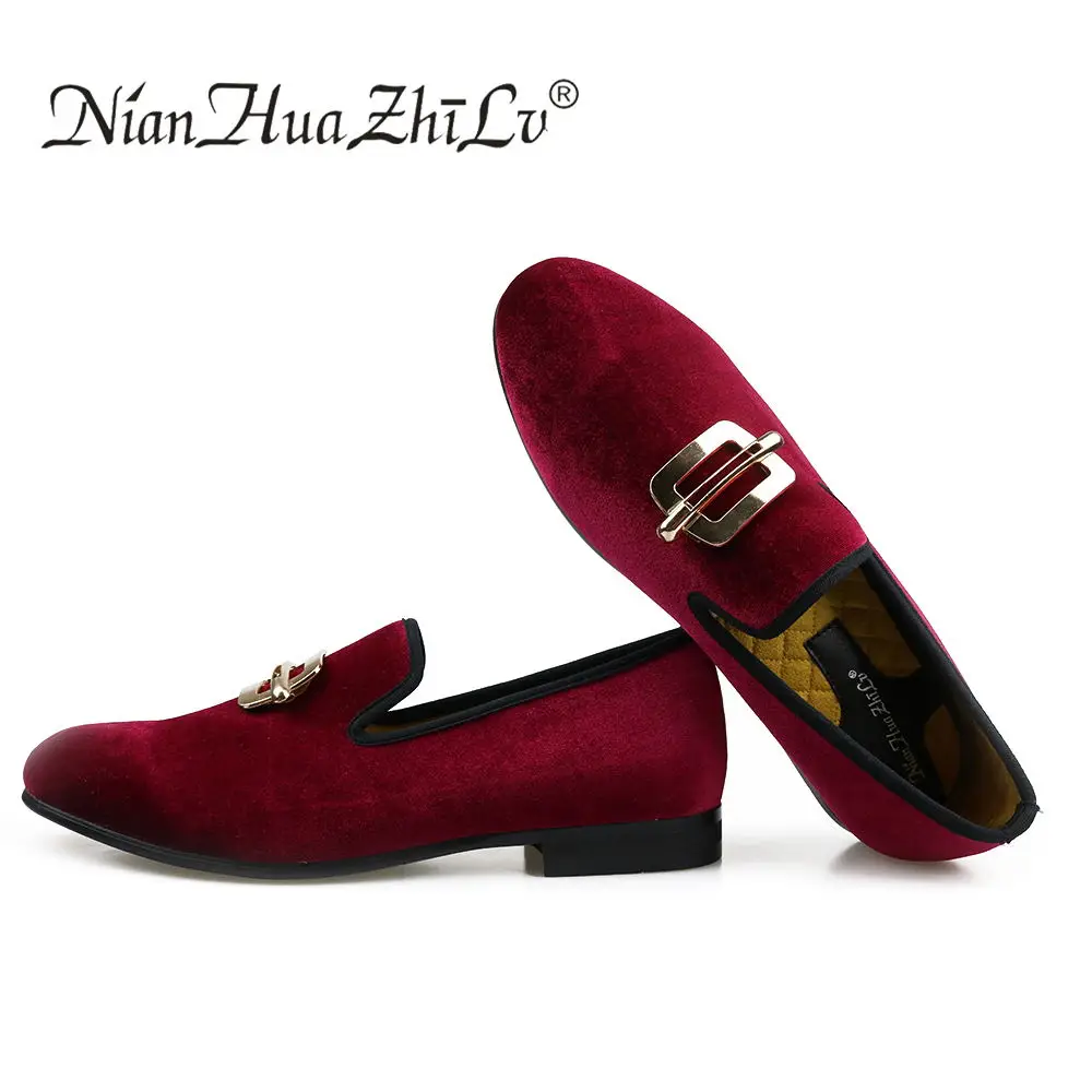 XQWFH Men\'s Loafers Vintage Velvet Flats Male Leather Shoes Slip-on Driving Casual Shoes with Gold Buckle Wedding Dress Shoes