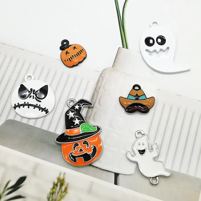 10 piezas de encantos de la aleación gracioso de la pintura de aerosol de calabaza vampiro sombrero fantasma esmalte encantos colgantes de joyería DIY accesorio GiftYZ530